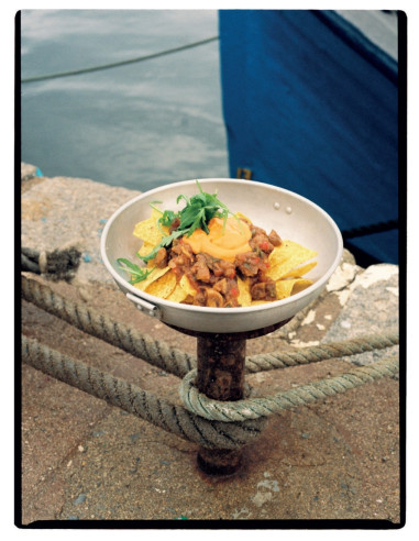 Nachos marineros con pescado